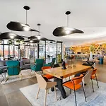 Mercure Center מלון 4*