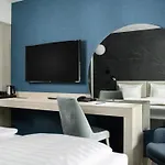 Mercure Center מלון 4*