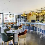 Mercure Center 4*