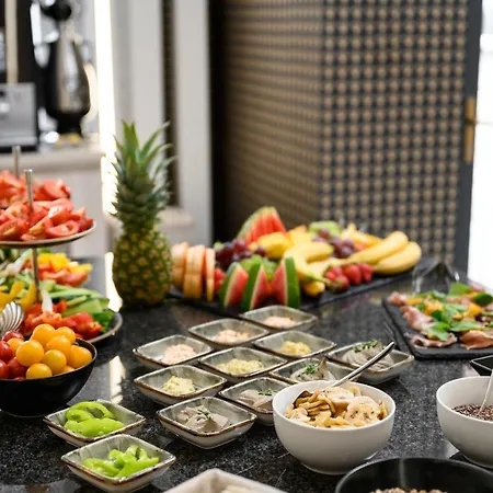 Mercure Center