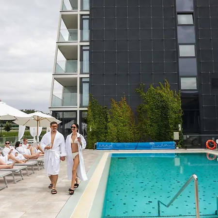 Mercure Center