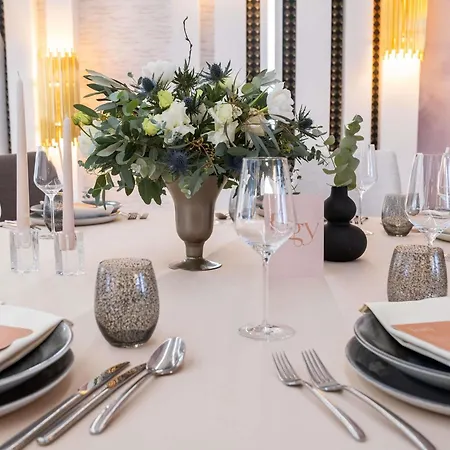 מלון Mercure Center 4*