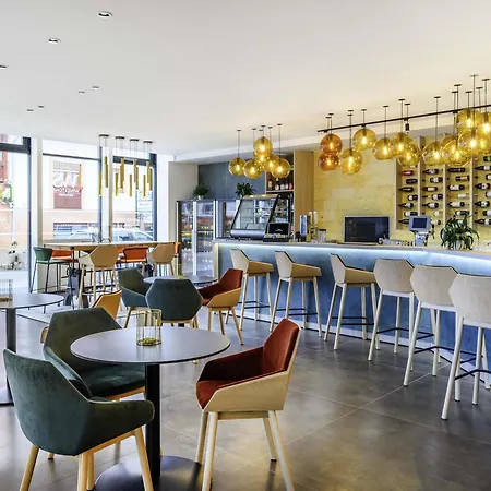 Mercure Center 4*