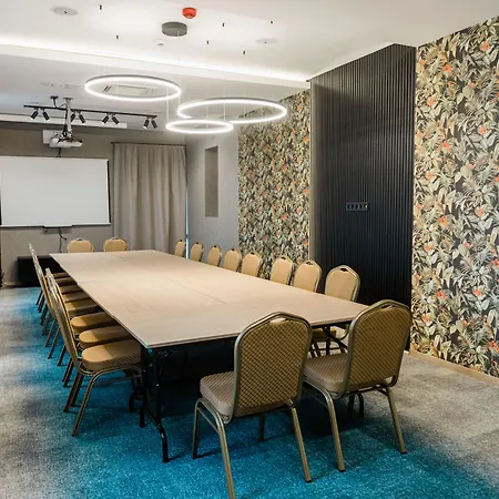 Mercure Center מלון טוקאי