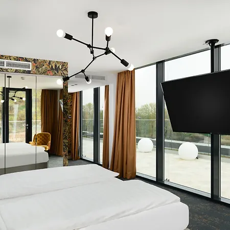 Mercure Center 4*