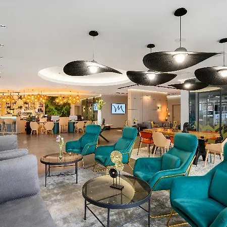 Mercure Center 4*