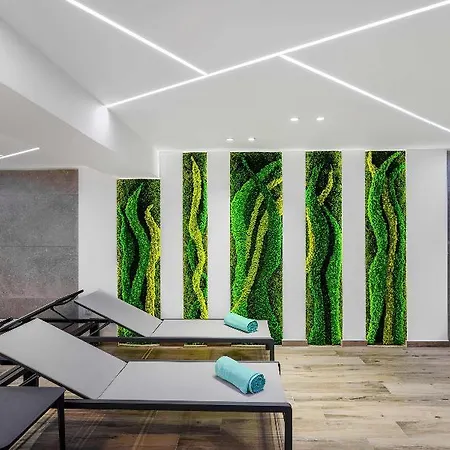 Mercure Center מלון