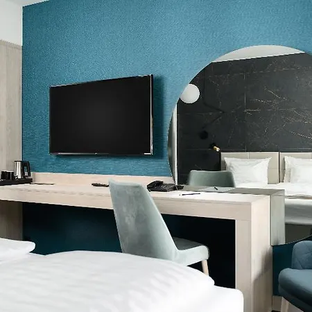 Mercure Center Hotel 4*