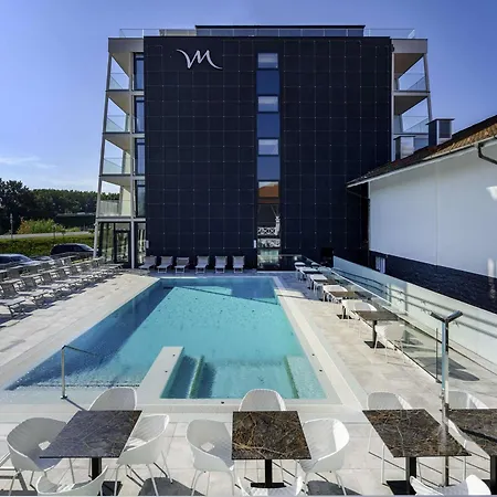 Mercure Center מלון 4*