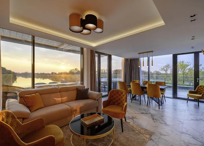 Mercure Center Hotel