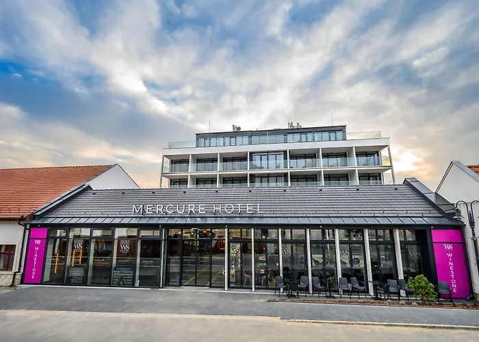 Mercure Center Hotel 4*